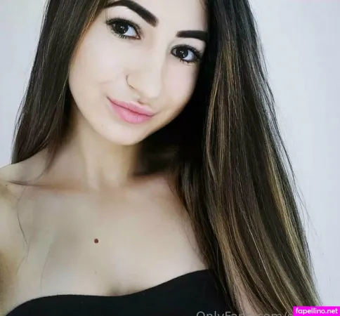 Emilyon OnlyFans Thumbnail #WCONfYYMLx