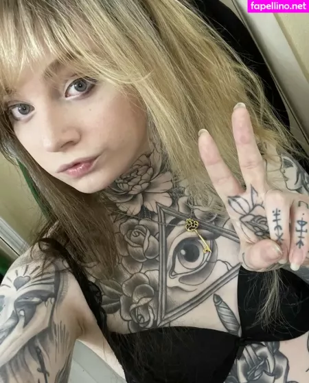 Emilypiexo OnlyFans Thumbnail #x2F18SFfjh