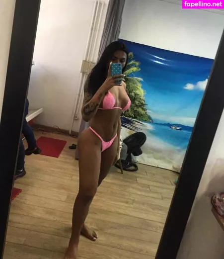 Emilysales19 OnlyFans Thumbnail #Uhf4oC1GSj