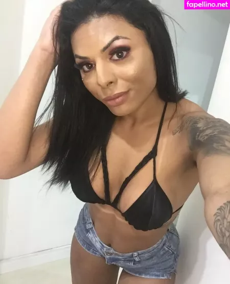 Emilysales19 OnlyFans Thumbnail #naof1YNKTv