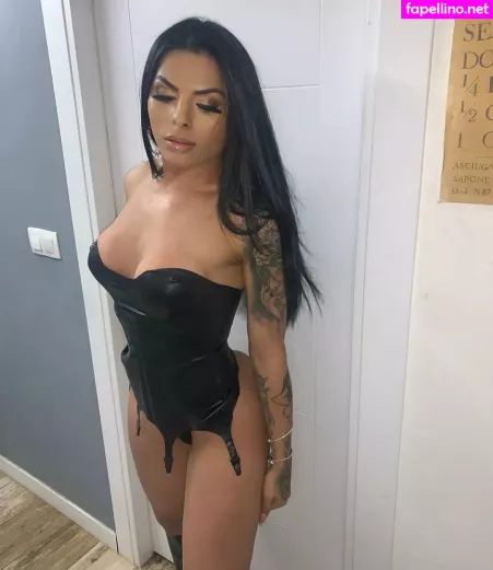 Emilysales19 OnlyFans Thumbnail #tQaeGz2jFA