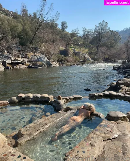 Emilysedonafree OnlyFans Thumbnail #d7WWq3D3uF