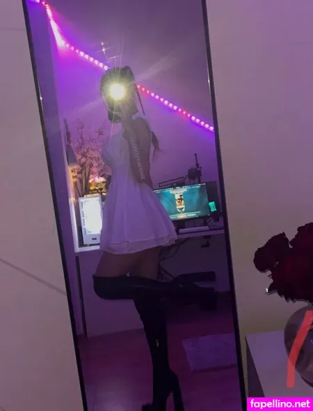 Emilyvanxssa OnlyFans Thumbnail #4nbt9ruDFX