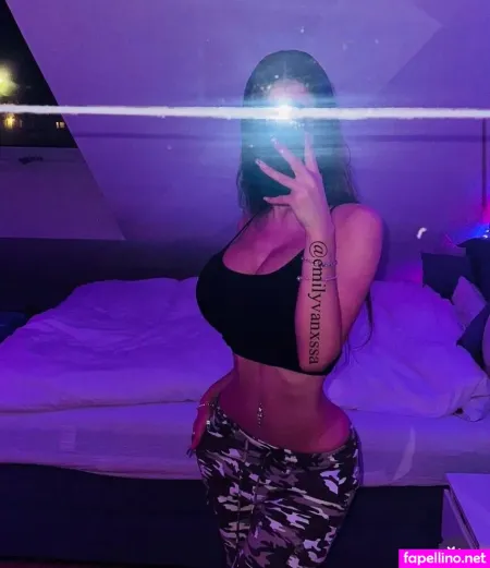 Emilyvanxssa OnlyFans Thumbnail #JGTHnW5LzU