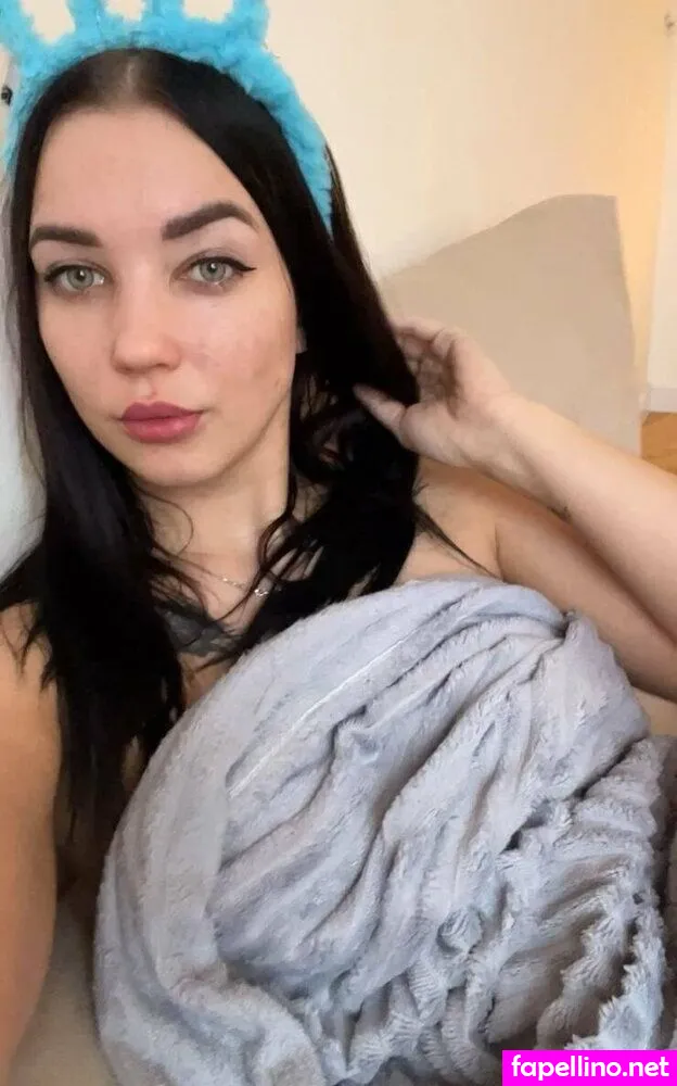 emilyvibes, shopemilyvibes Nude Leaked OnlyFans Photo #GTAYcHb3hE