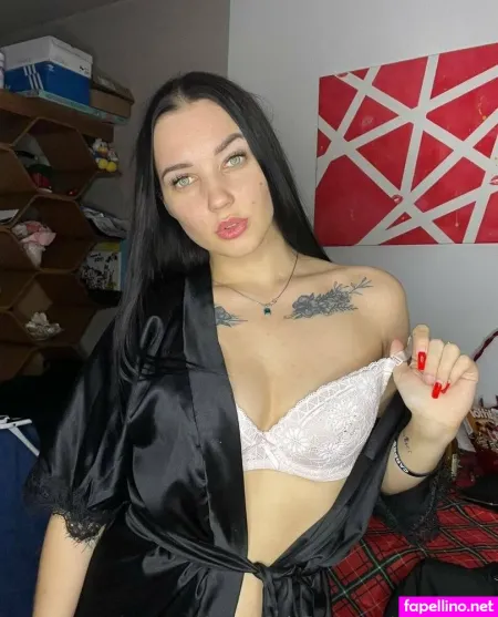 Emilyvibes OnlyFans Thumbnail #WebayP7WTf