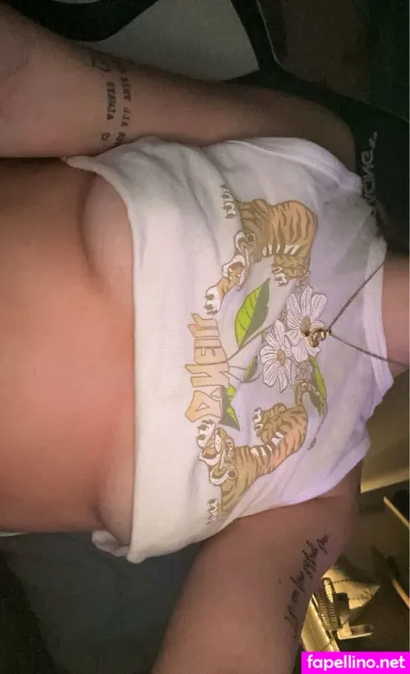 Emilyvonn OnlyFans Thumbnail #xDNZwdt5jM