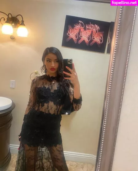 Emilywillisxxx OnlyFans Thumbnail #QXTfuRMh5j