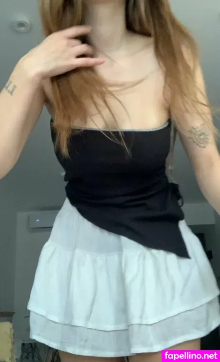 Emilyxflowers OnlyFans Thumbnail #2vdD27heKI