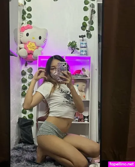 Emilyxkitty OnlyFans Thumbnail #2BAzMhiDW4