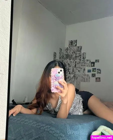 Emilyxkitty OnlyFans Thumbnail #VeKNytxJY9