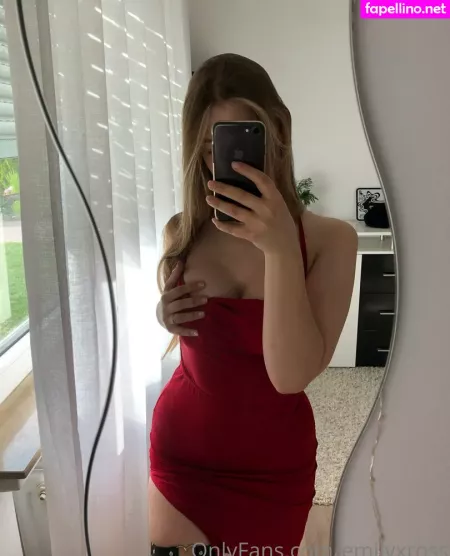 Emilyxross OnlyFans Thumbnail #TUnOK1k1tF