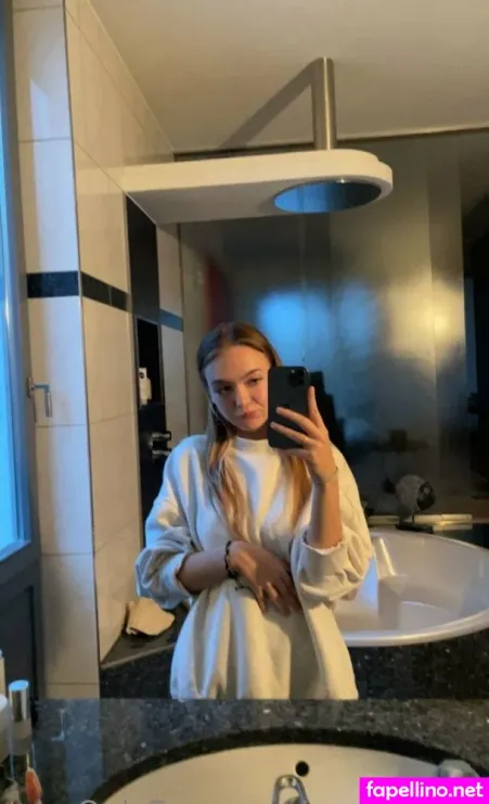 Emilyxxoxo OnlyFans Thumbnail #DOQvmVr0we