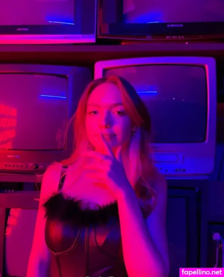 Emilyxxoxo OnlyFans Thumbnail #XFEZnaDB5x