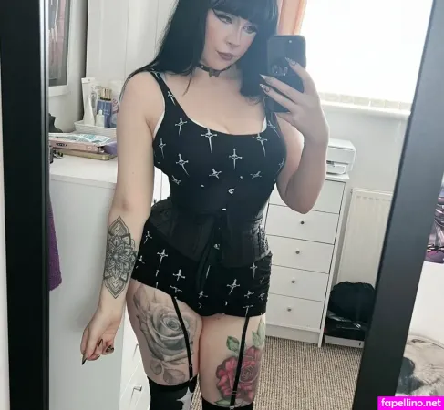 Emilyy Erenn OnlyFans Thumbnail #cdCfGfzKcS
