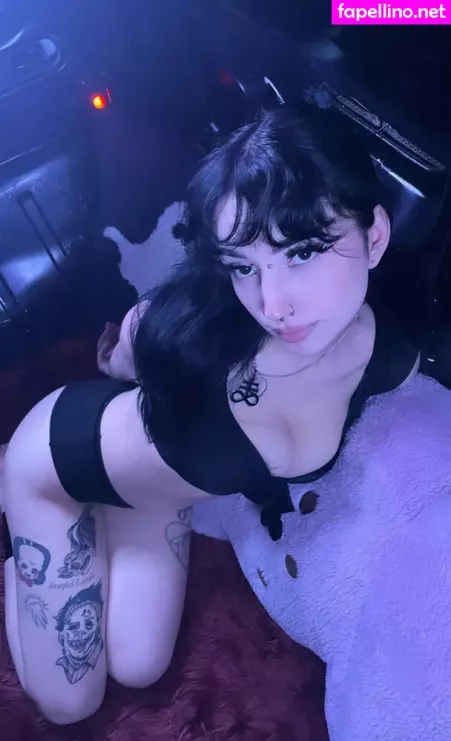 Emilyy Manson OnlyFans Thumbnail #YHek9XH25h