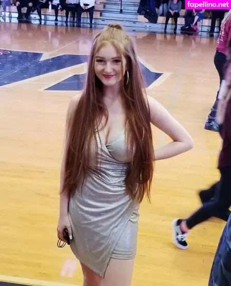 Emilyyfiore OnlyFans Thumbnail #65kJzULrUZ