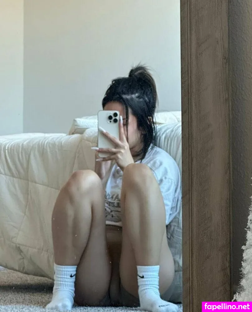 Emilyylouu Nude Leaked OnlyFans Photo #al3UyjYD2z