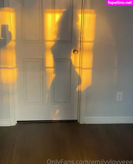 Emilyylovveee OnlyFans Thumbnail #0rIByM8ebh