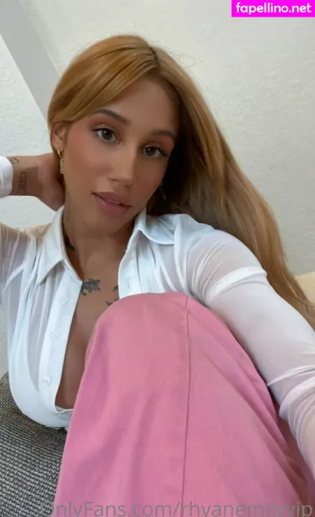 Emilyywild1 OnlyFans Thumbnail #dUVofnv0Io