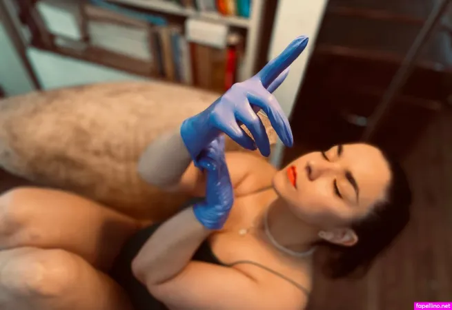 Emilyyypink OnlyFans Thumbnail #WaKVt289nI