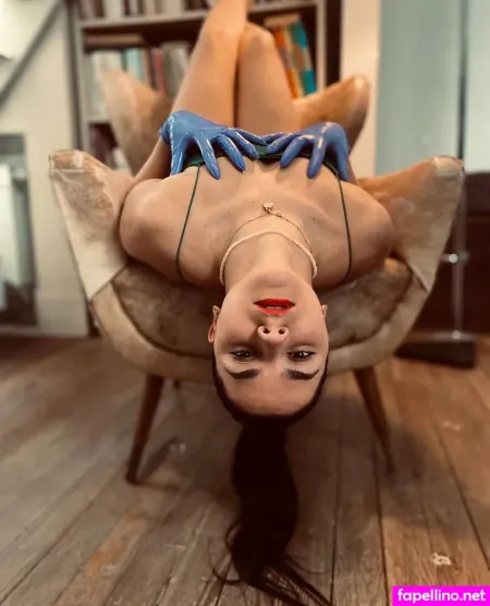 Emilyyypink OnlyFans Thumbnail #hx1na2MtER