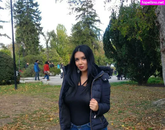 Emina Jahi OnlyFans Thumbnail #R3q9CKquKZ
