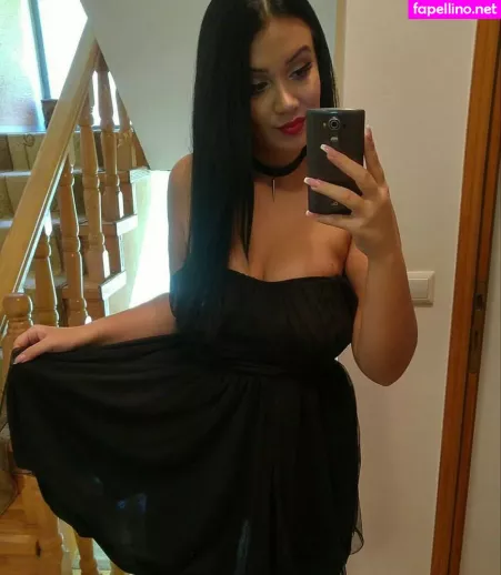Emina Jahi OnlyFans Thumbnail #qTi66Anx7w