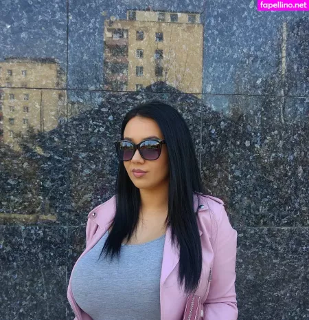 Emina Jahi OnlyFans Thumbnail #sAsOSSfPyZ