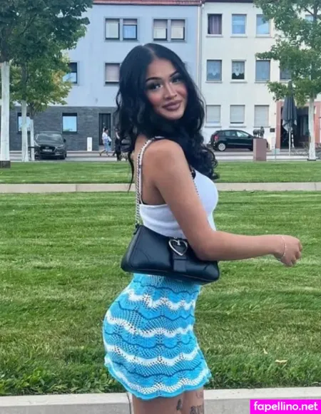 Eminedere OnlyFans Thumbnail #f6wwzjqhHh