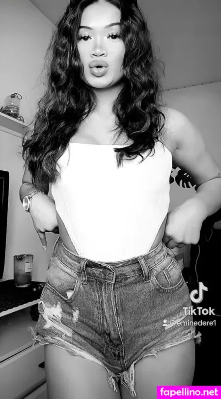 Eminedere OnlyFans Thumbnail #qgFFtxhG0T