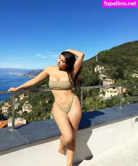 Emira Kowalska OnlyFans Thumbnail #VAl5te6err