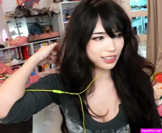 Emiru 33 OnlyFans Thumbnail #qnqKBTJIz7