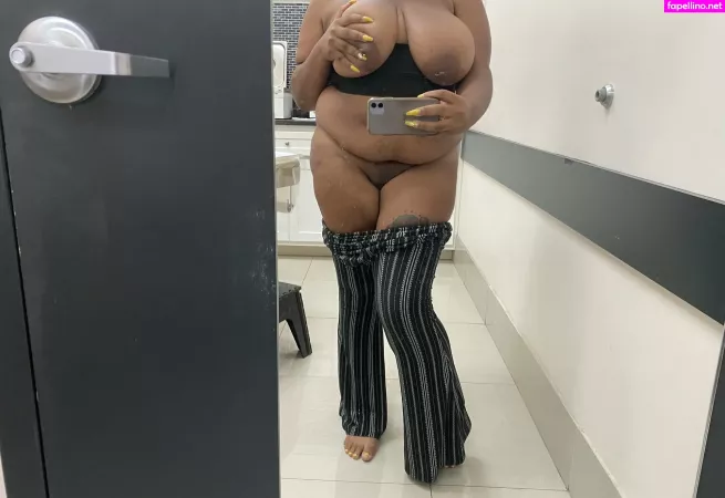 Emithegoddess OnlyFans Thumbnail #O54HfSubmr