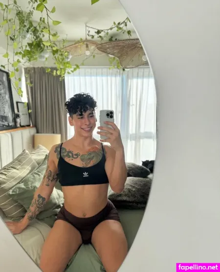 Emivelaaa OnlyFans Thumbnail #LRLjUOdYfh