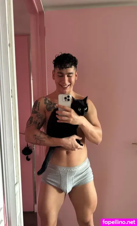 Emivelax OnlyFans Thumbnail #RYxGgUW9tO