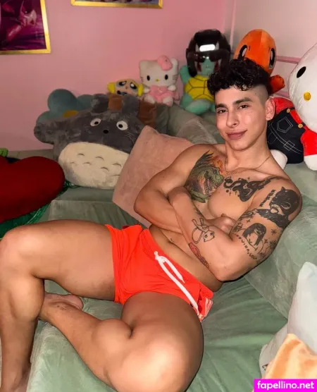 Emivelax OnlyFans Thumbnail #jPd8ygChla