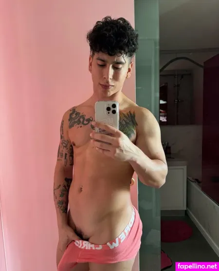 Emivelax OnlyFans Thumbnail #tf2TCbznhY