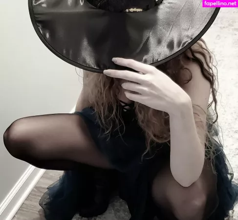 Emk Xx OnlyFans Thumbnail #401ZtzNR3O