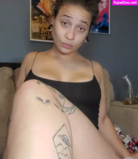 Emm Loomis OnlyFans Thumbnail #Ocx1agMijn