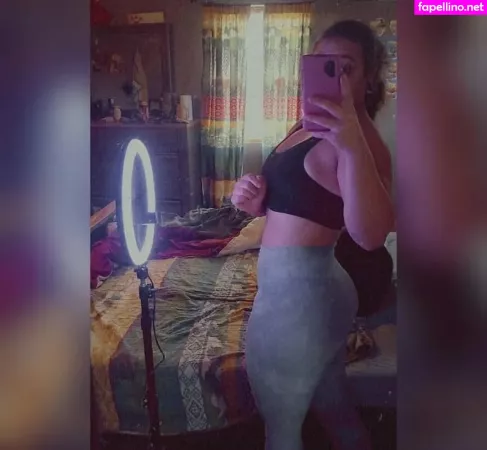 Emm Loomis OnlyFans Thumbnail #YK1jqCM1Ke