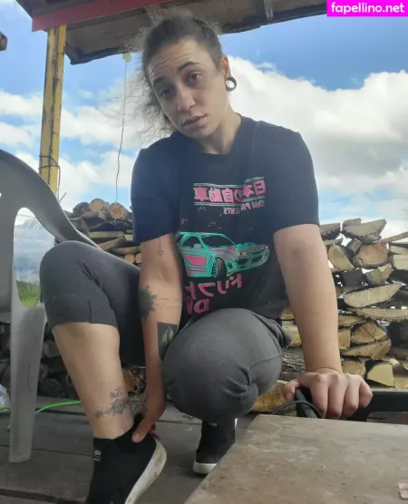 Emm Loomis OnlyFans Thumbnail #fIM89gYQAs