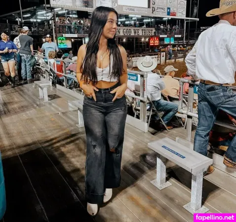 Emma Apel OnlyFans Thumbnail #TP5snw8aXc