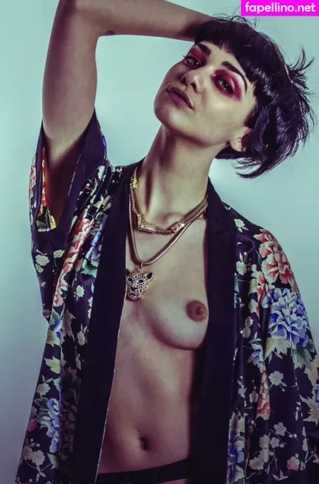 Emma Appleton OnlyFans Thumbnail #EauZY1n6av