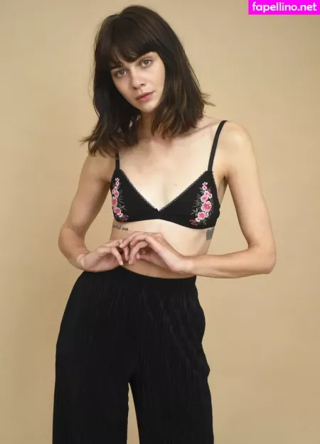 Emma Appleton OnlyFans Thumbnail #HZk4Zr4oti