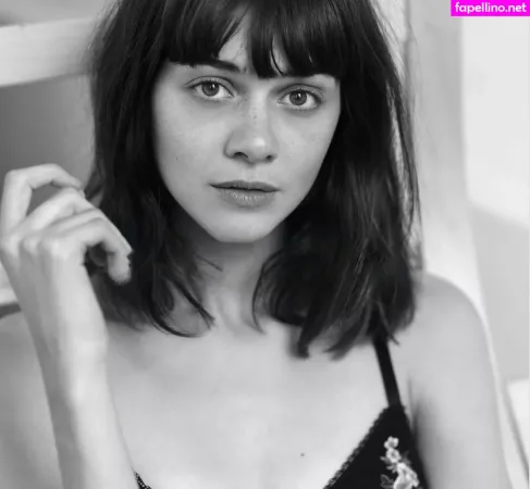 Emma Appleton OnlyFans Thumbnail #srn9E1KTr6