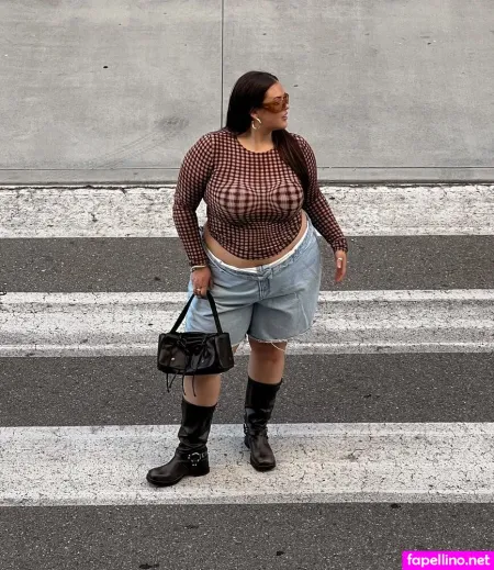 Emma Arletta OnlyFans Thumbnail #0MJCW2EIKe