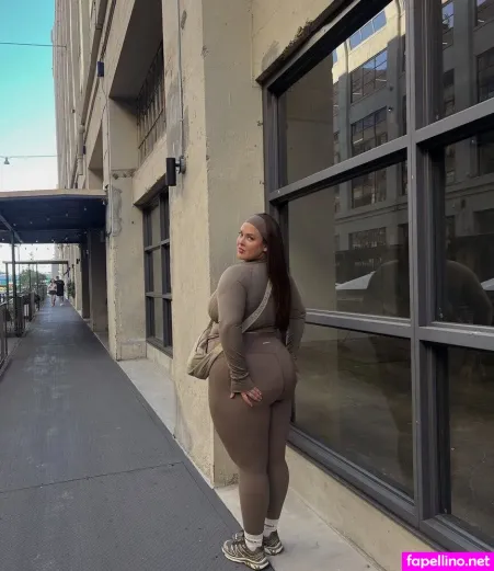 Emma Arletta OnlyFans Thumbnail #8U3YLoidi3