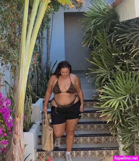 Emma Arletta OnlyFans Thumbnail #TR7jBVcheC