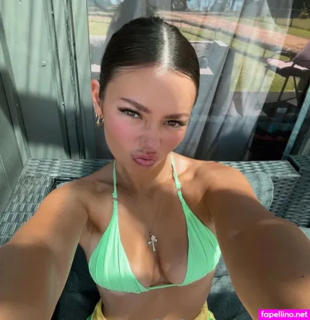 Emma Avery 1 OnlyFans Thumbnail #1ODvKT0s1w